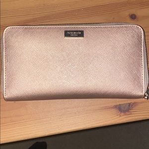 Kate spade zippy wallet!